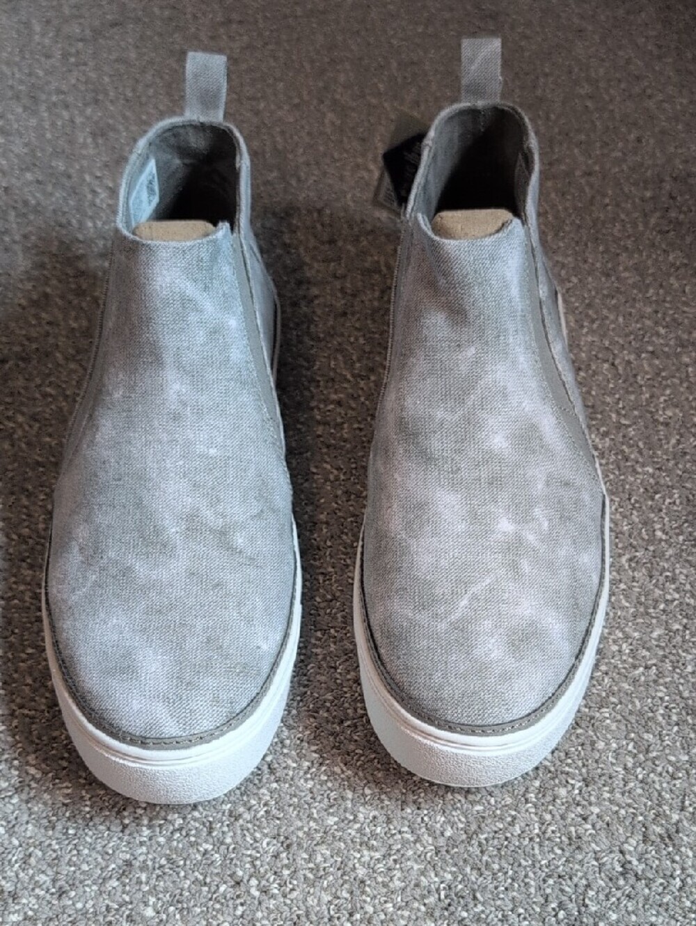 Toms Womens Bryce Gray Canvas Chukka-Style Bryce Sneaker NWT - Picture 3 of 12